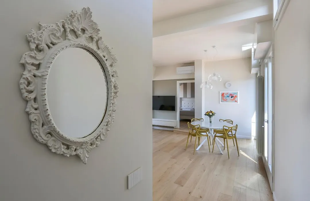 Penthouse With Big Terrace In Oltrarno-1